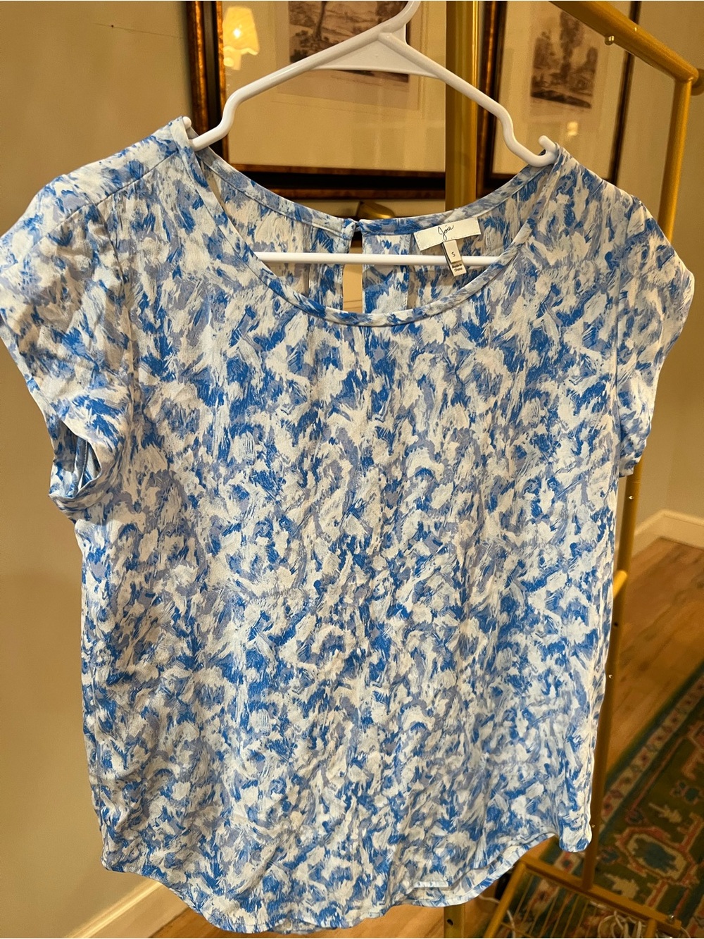 Joie pure silk Blue and White Abstract Cap Sleeve Blouse